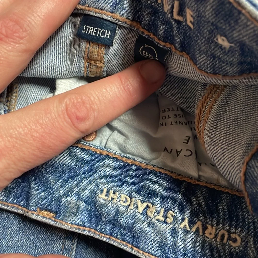 AEO Curvy St. NWOT - Picture 6 of 6